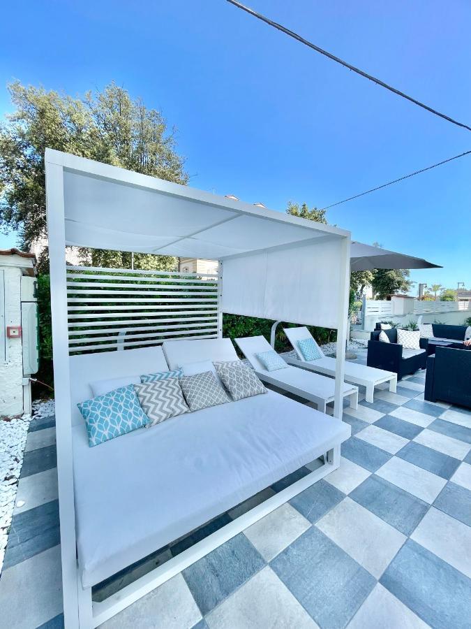 Hotel Tirreno Marina di Massa Bagian luar foto
