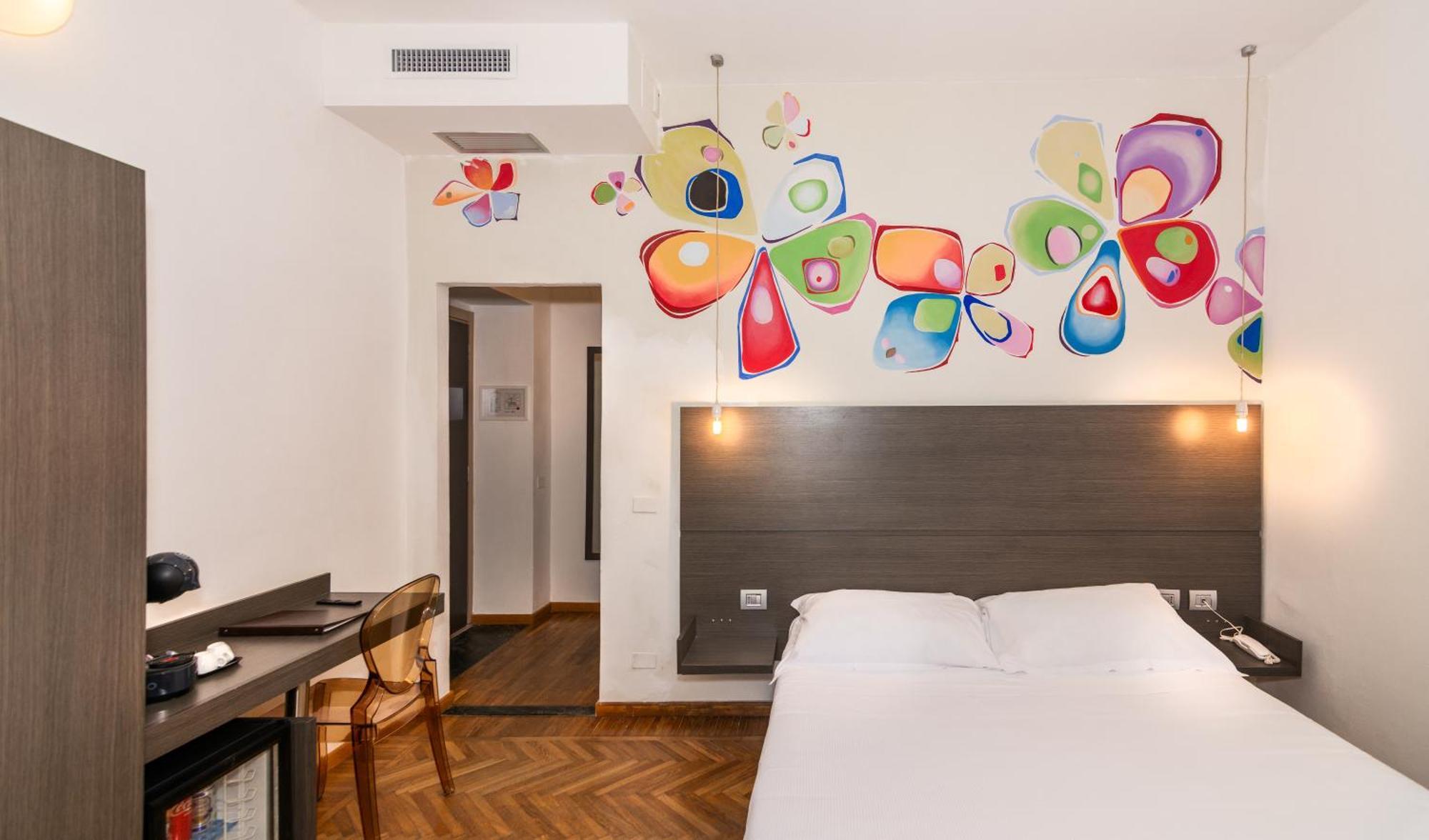 Hotel Tirreno Marina di Massa Bagian luar foto